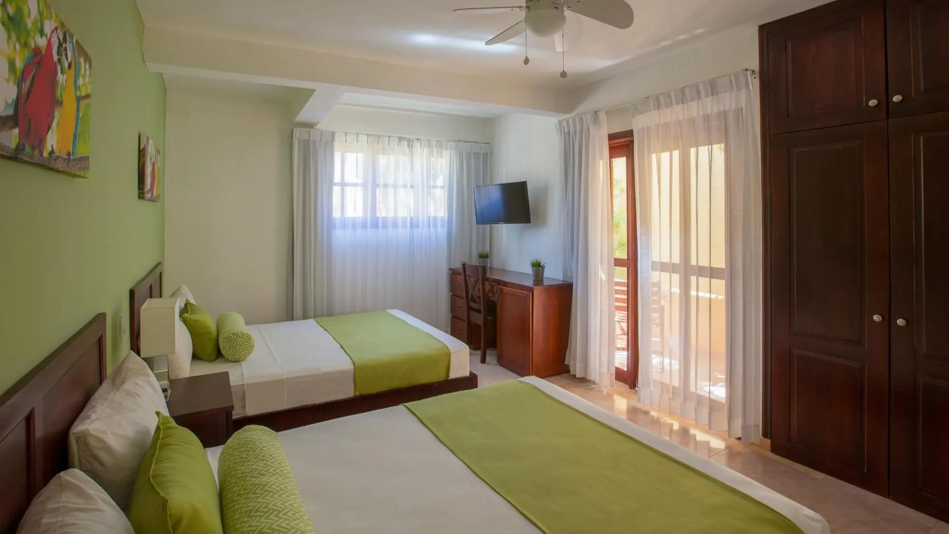 Hotel Whala!Баваро