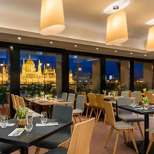 **** Hotel Novotel Danube Ungheria